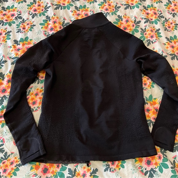 Athleta Women's Flurry Force Insulated Primaloft Jacket Black Coat Small - Picture 5 of 5